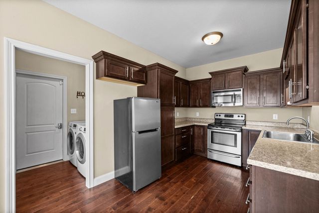 1145 Bagwell Rd, Clarksville, TN 37043