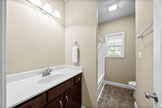 1145 Bagwell Rd, Clarksville, TN 37043