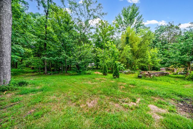1145 Bagwell Rd, Clarksville, TN 37043