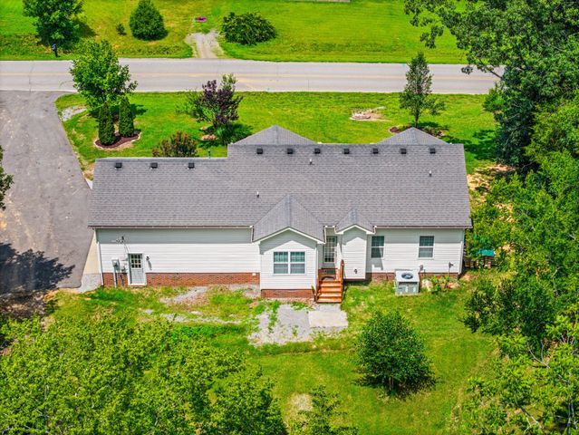 1145 Bagwell Rd, Clarksville, TN 37043