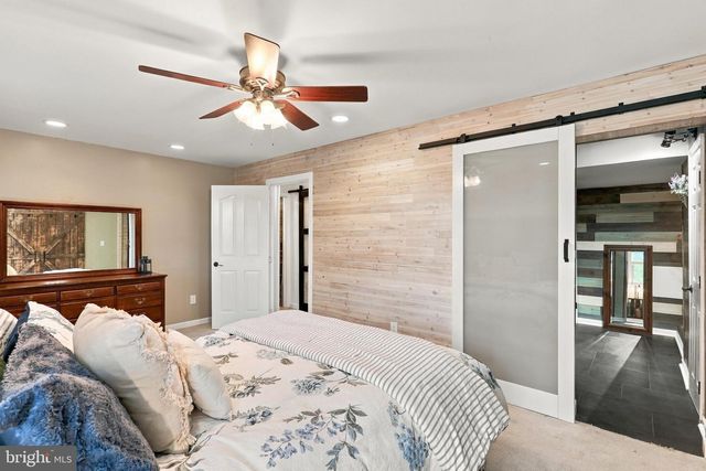 13941 GREEN MOUNTAIN DR, Maugansville, MD 21767