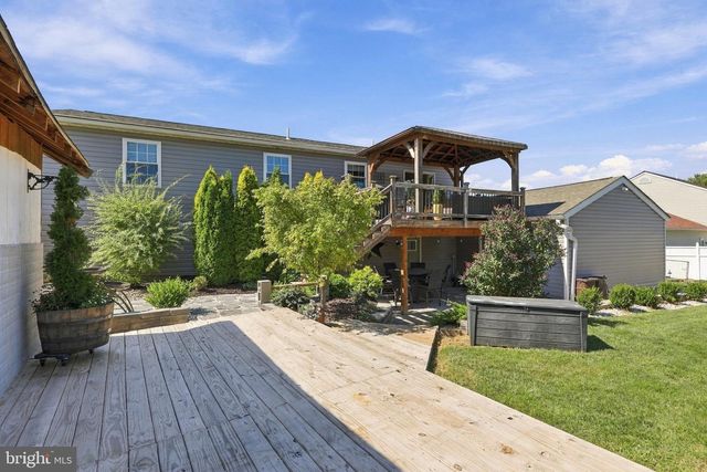 13941 GREEN MOUNTAIN DR, Maugansville, MD 21767