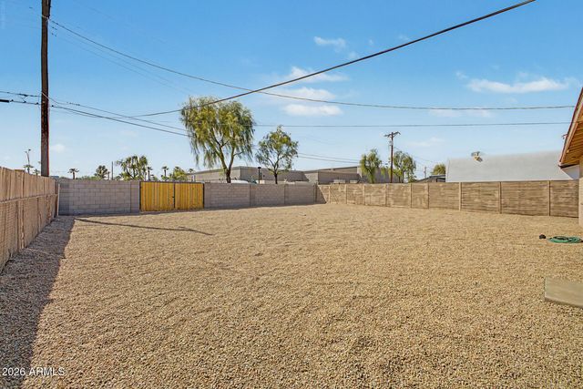 2812 N 32ND Place, Phoenix, AZ 85008