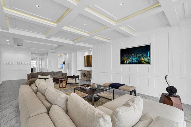 9701 Collins Avenue 2104S, Bal Harbour, FL 33154