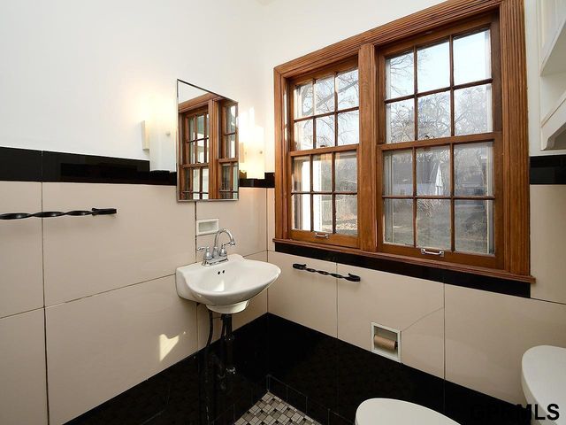 3140 S 27Th Street, Lincoln, NE 68502