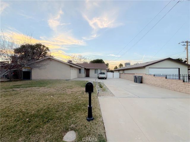42351 52nd West, Lancaster, CA 93536