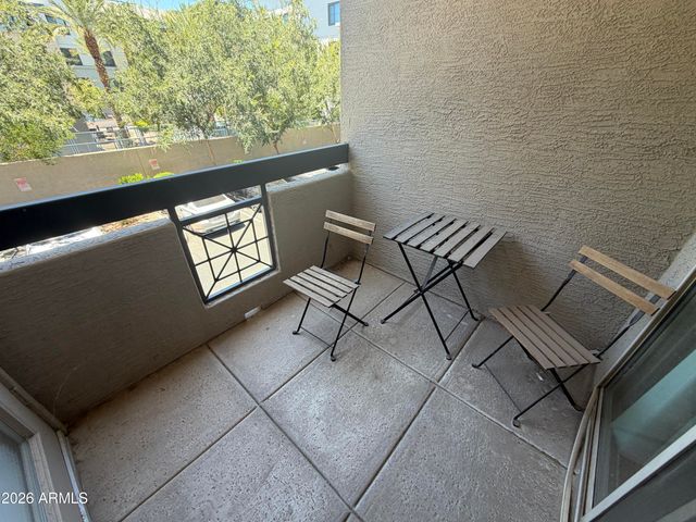 420 W 1st Street 221, Tempe, AZ 85281