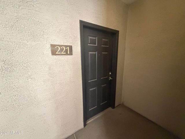 420 W 1st Street 221, Tempe, AZ 85281