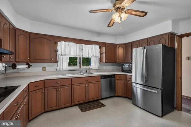 44 SUPAWNA RD, Pennsville, NJ 08070