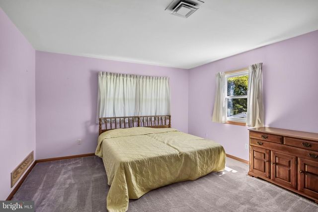 44 SUPAWNA RD, Pennsville, NJ 08070