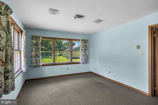 44 SUPAWNA RD, Pennsville, NJ 08070