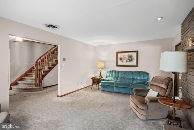 44 SUPAWNA RD, Pennsville, NJ 08070