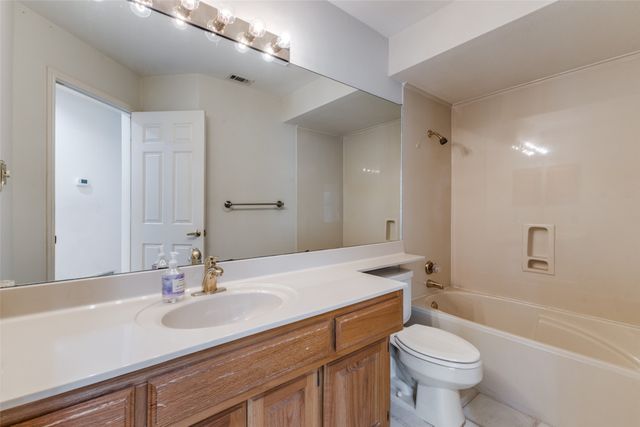9939 Waterfront Trail, Rowlett, TX 75087