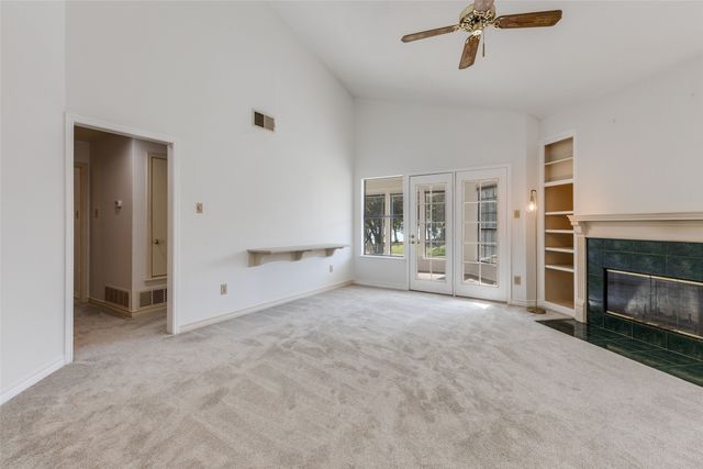 9939 Waterfront Trail, Rowlett, TX 75087