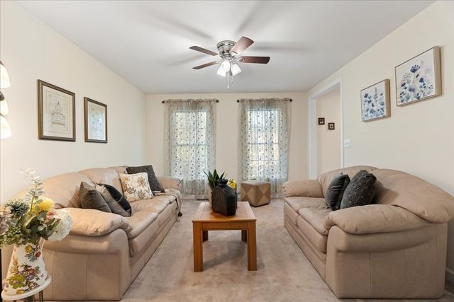 22 Fiske Rd, Ashland, MA 01721