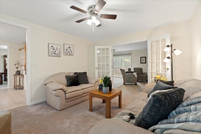 22 Fiske Rd, Ashland, MA 01721