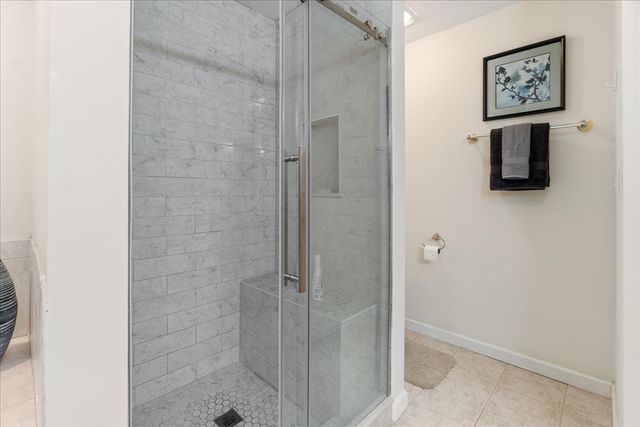 22 Fiske Rd, Ashland, MA 01721