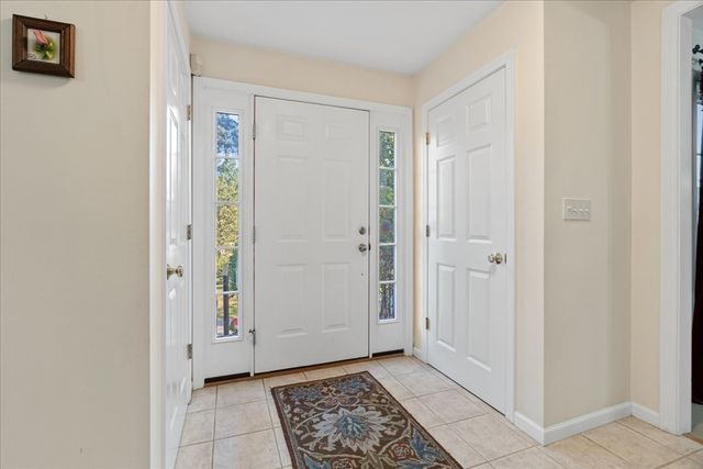 22 Fiske Rd, Ashland, MA 01721