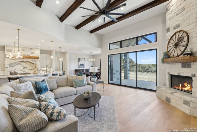 40 Greco BND, Boerne, TX 78006