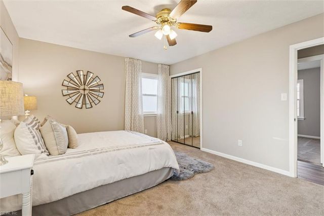 21 Sandy Lake DR, Hampton, VA 23666