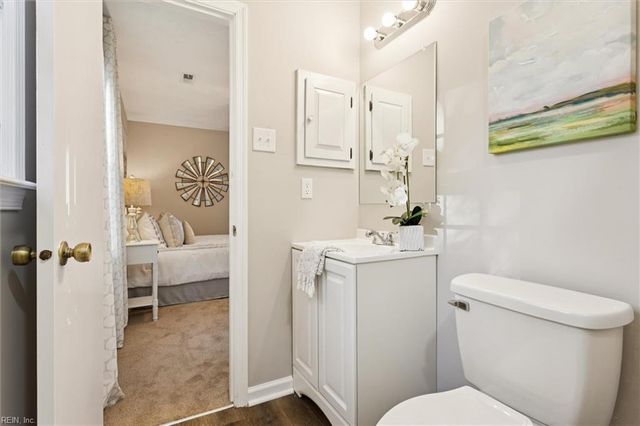 21 Sandy Lake DR, Hampton, VA 23666