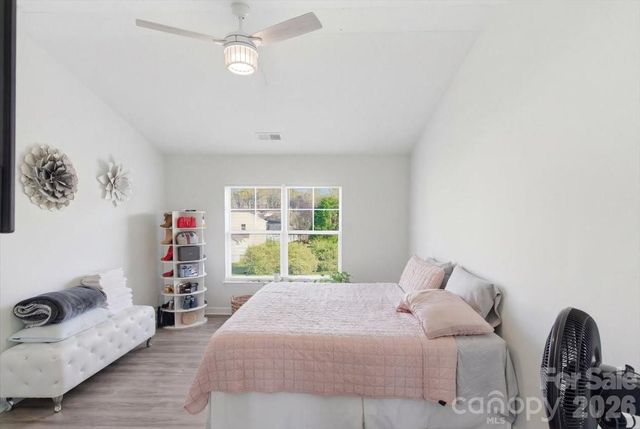 2047 Sonoma Valley Drive, Charlotte, NC 28214