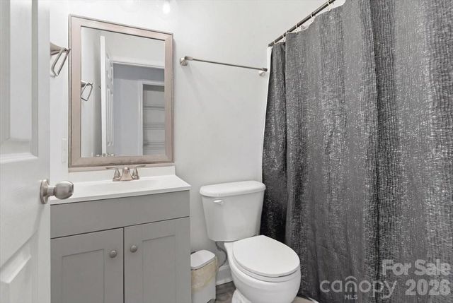 2047 Sonoma Valley Drive, Charlotte, NC 28214