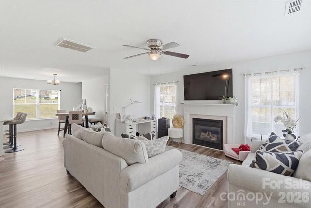 2047 Sonoma Valley Drive, Charlotte, NC 28214