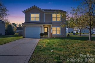 2047 Sonoma Valley Drive, Charlotte, NC 28214