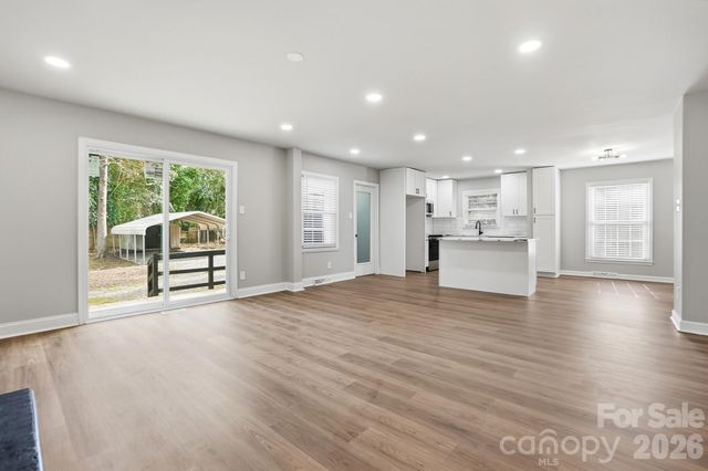 5236 Galway Drive, Charlotte, NC 28215