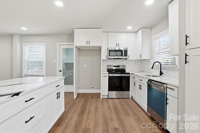 5236 Galway Drive, Charlotte, NC 28215