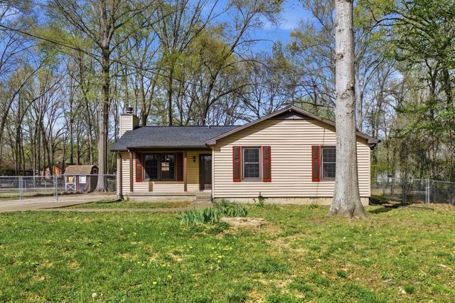 548 Buckeye Ln, Clarksville, TN 37042