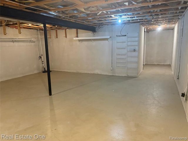 49816 Plymouth Way 104, Plymouth, MI 48170