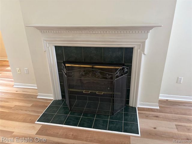 49816 Plymouth Way 104, Plymouth, MI 48170
