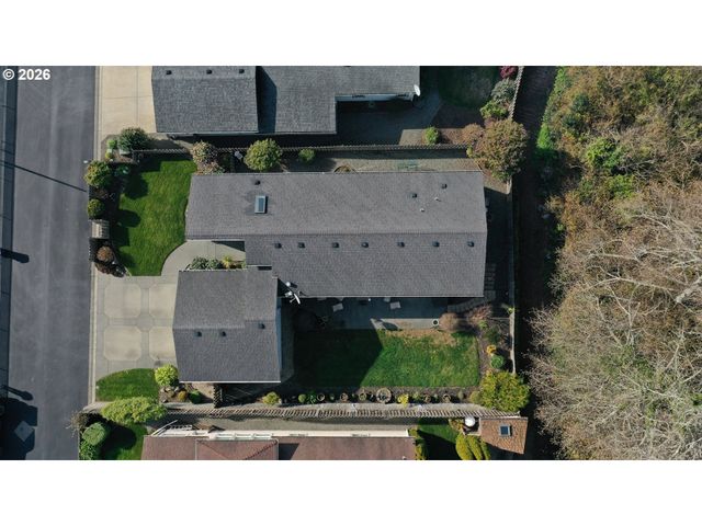 98126 W BENHAM Ln 79, Brookings, OR 97415