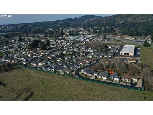 98126 W BENHAM Ln 79, Brookings, OR 97415