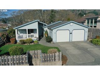 98126 W BENHAM Ln 79, Brookings, OR 97415