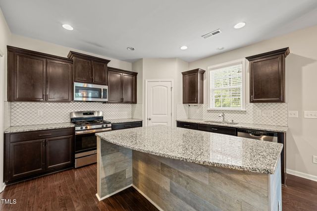 5011 Peachtree Town Lane, Knightdale, NC 27545