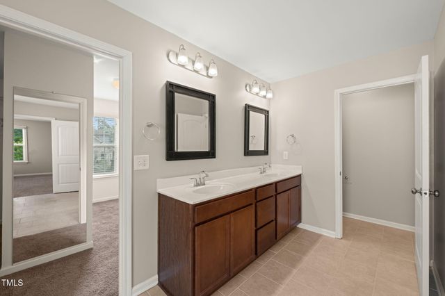 5011 Peachtree Town Lane, Knightdale, NC 27545