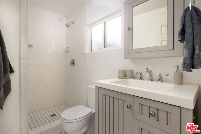 3092 Calle Rosales, Santa Barbara, CA 93105