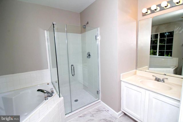 7424 BELGRAVIA LN, Hyattsville, MD 20785