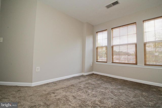 7424 BELGRAVIA LN, Hyattsville, MD 20785