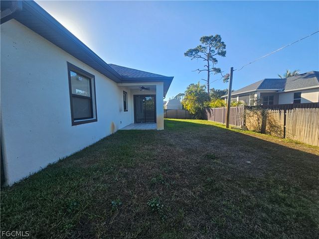 9037 Cypress DR S, Fort Myers, FL 33967