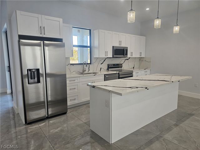 9037 Cypress DR S, Fort Myers, FL 33967