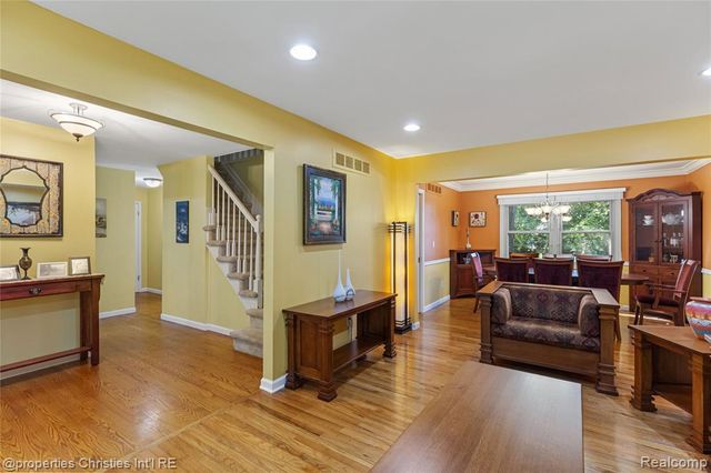 41101 Croydon Court, Northville, MI 48168