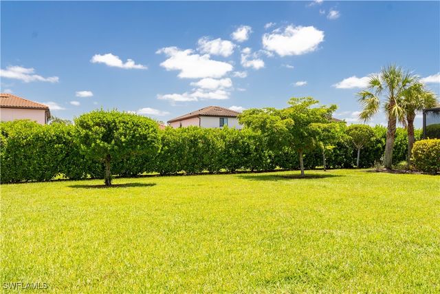 1578 Parnell CT, Naples, FL 34113