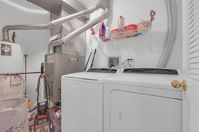 691 W Streamwood Boulevard A, Streamwood, IL 60107