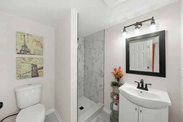 120 HYDE PARK Avenue, Bellwood, IL 60104