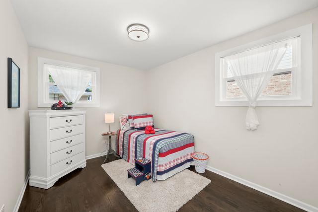 120 HYDE PARK Avenue, Bellwood, IL 60104