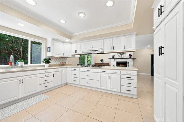 12781 Barrett, Santa Ana, CA 92705